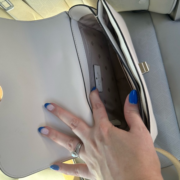 Kate spade crossbody - Picture 2 of 3